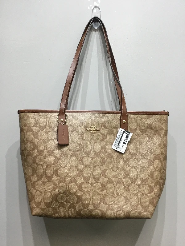 Handbag Designer By Coach  Size: Large