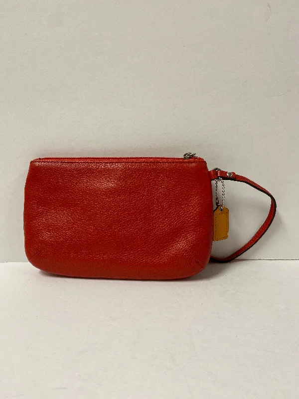 Wristlet Designer By Coach  Size: Small