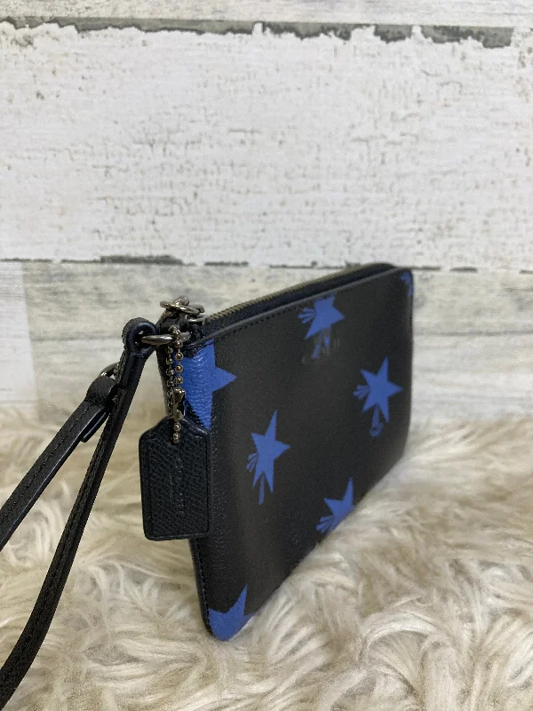 Wristlet Designer By Coach  Size: Small