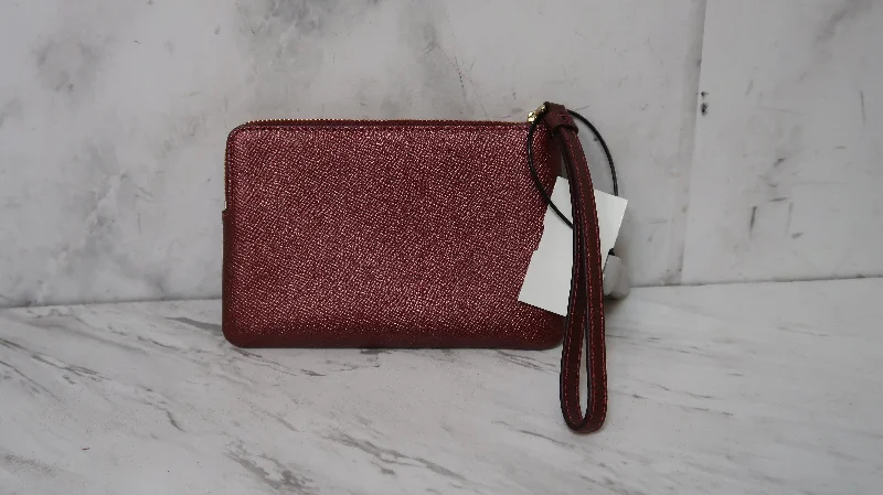 Wristlet Designer By Coach  Size: Small