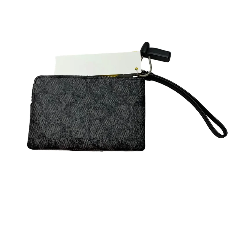 Wristlet Designer By Coach  Size: Small