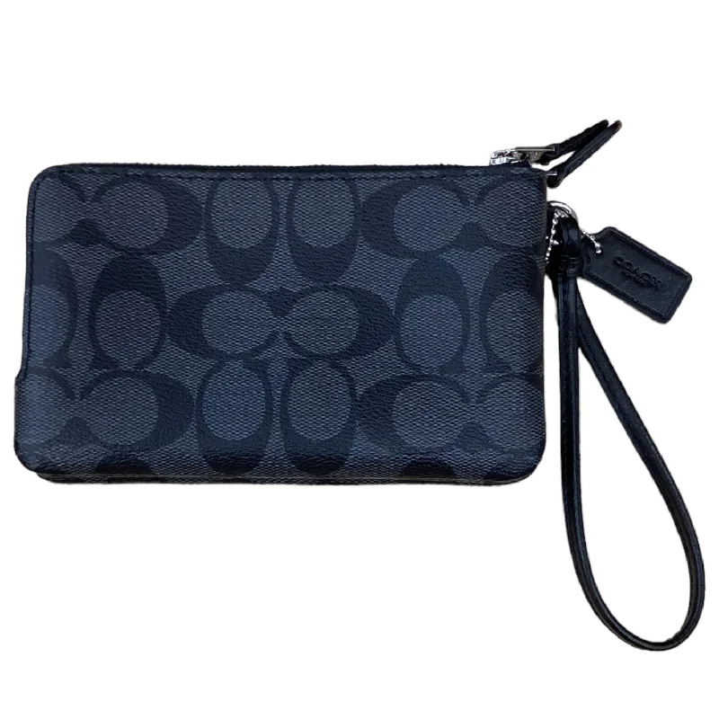 Wristlet Designer By Coach  Size: Small