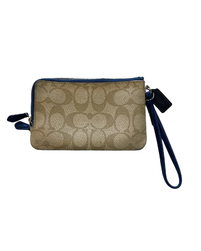 Wristlet Designer By Coach  Size: Small