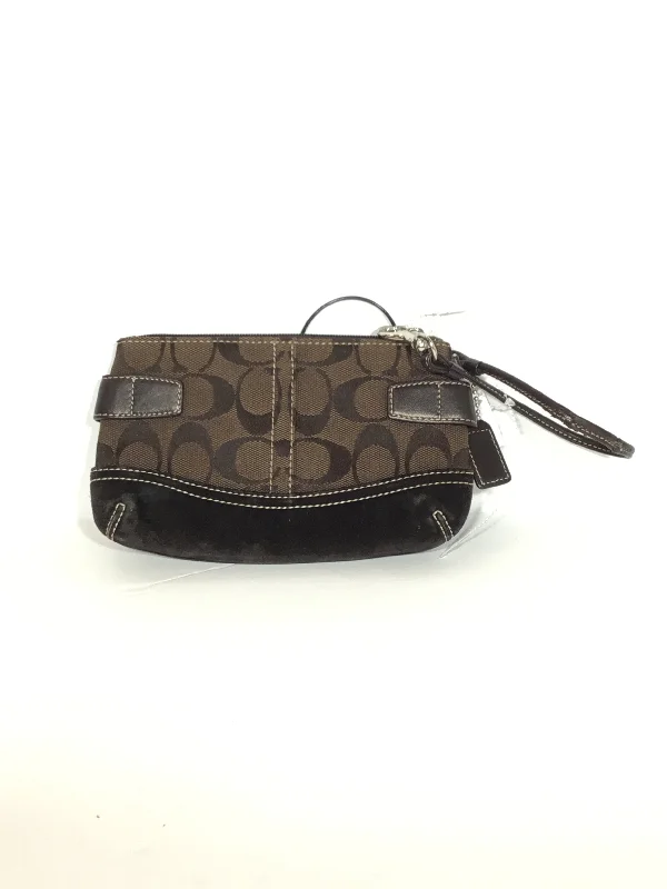 Wristlet Designer By Coach  Size: Small