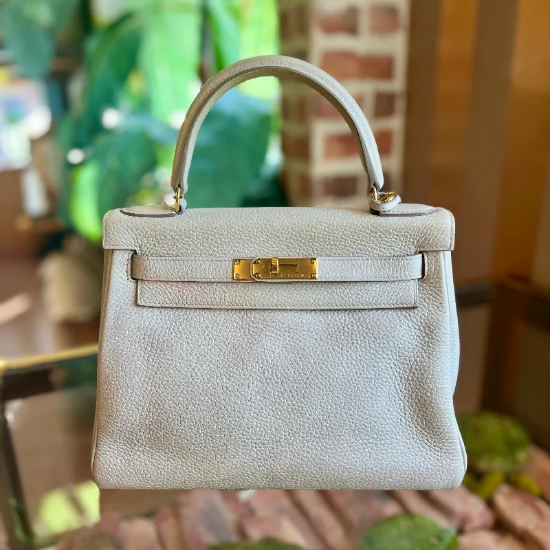 HERMES Kelly 28 Mushroom Clemence Taurillon Top Handle Bag